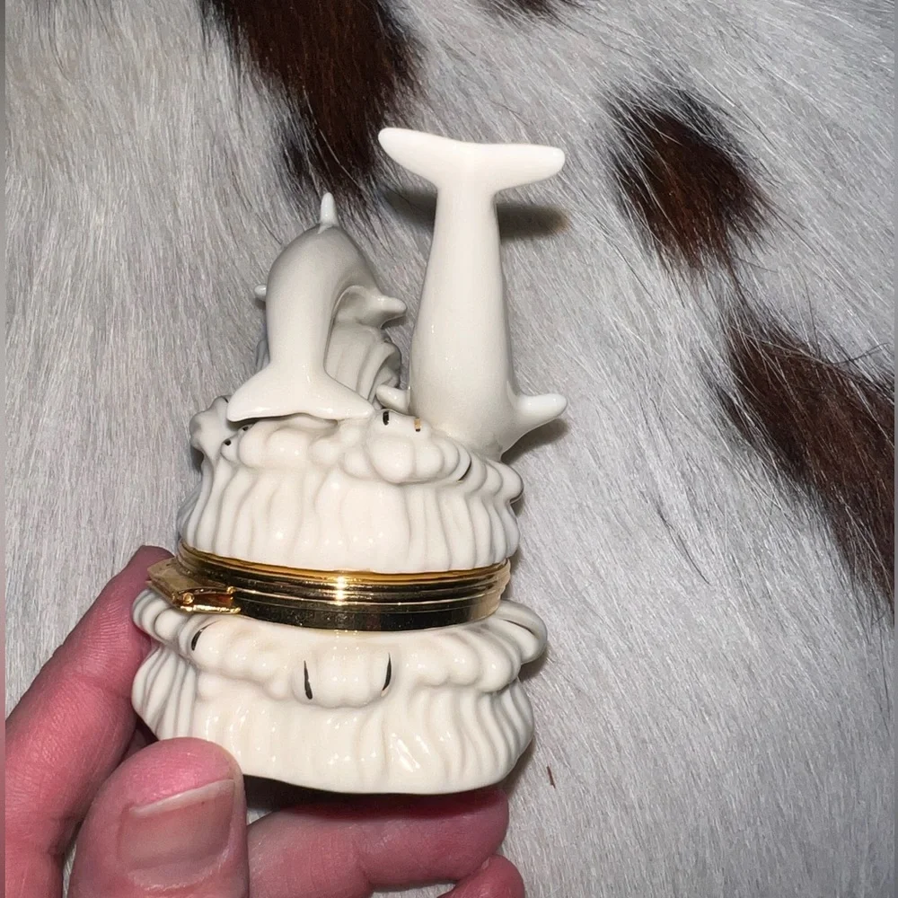 Lenox Playful Pair Dolphin Trinket Box OS Cream Excellent Gold Trim Hinged China